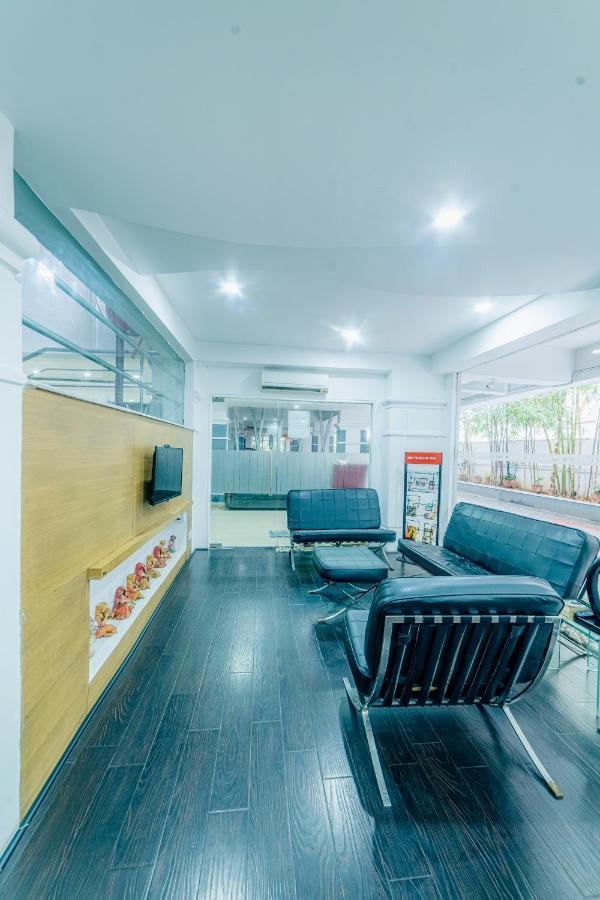 Hotel Athome , Whitefields, Kondapur Χιντεραμπάντ Εξωτερικό φωτογραφία
