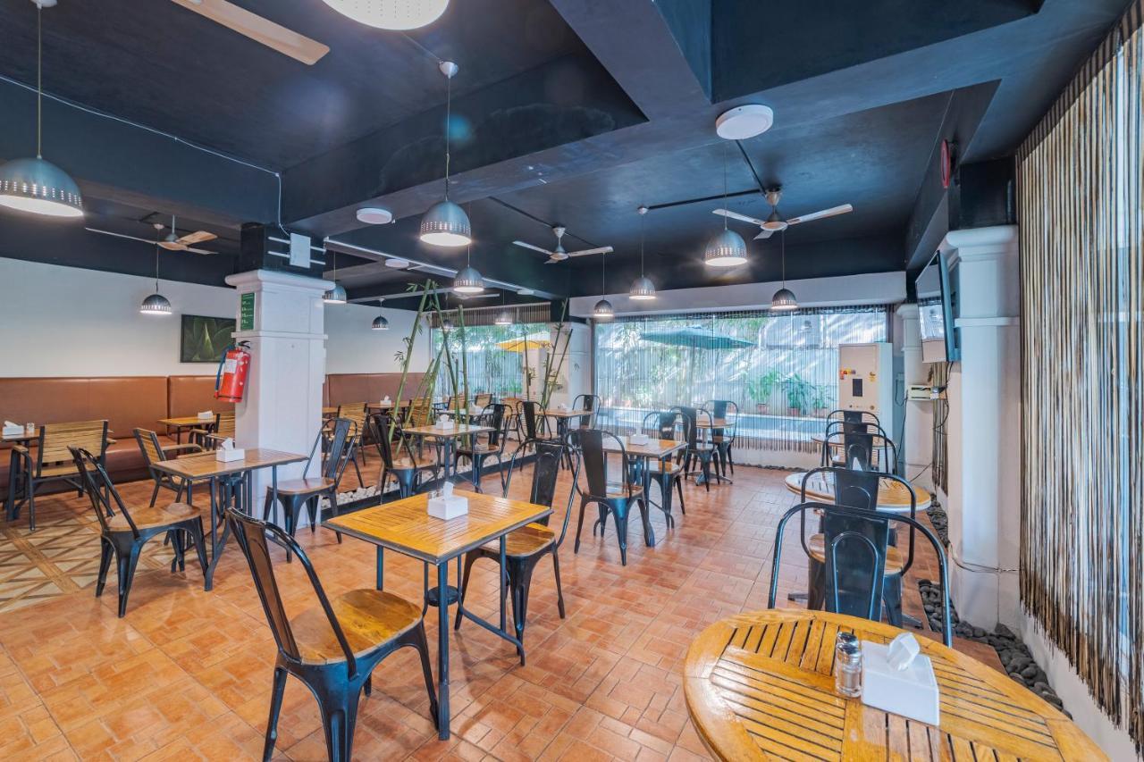 Hotel Athome , Whitefields, Kondapur Χιντεραμπάντ Εξωτερικό φωτογραφία