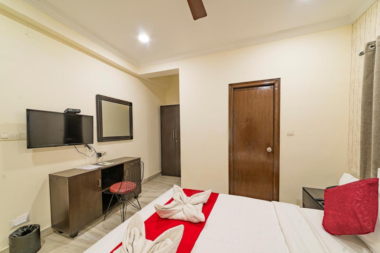 Hotel Athome , Whitefields, Kondapur Χιντεραμπάντ Εξωτερικό φωτογραφία