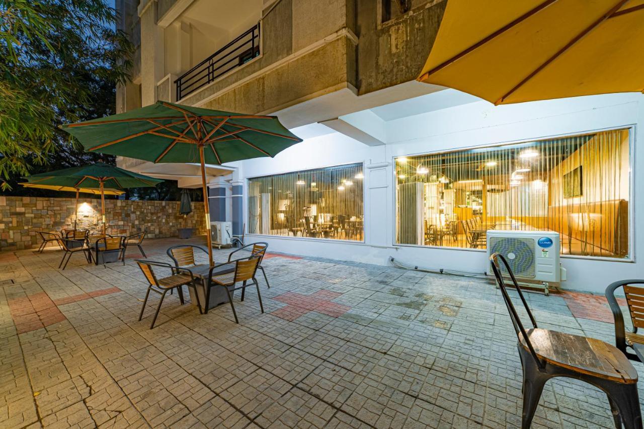 Hotel Athome , Whitefields, Kondapur Χιντεραμπάντ Εξωτερικό φωτογραφία